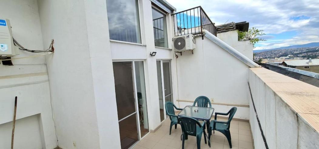 Duplex Apartment In The City Center Tbilisi Eksteriør bilde